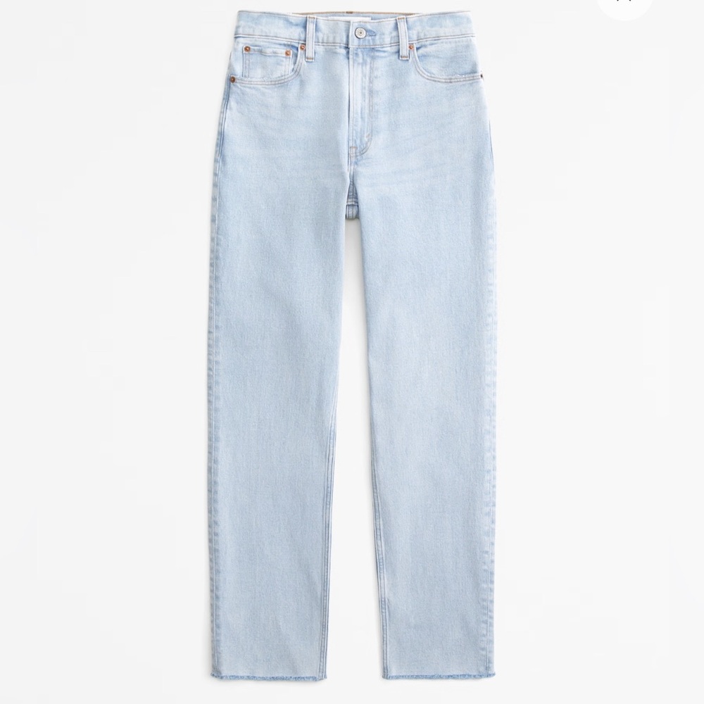 Abercrombie & Fitch High Rise Mom Jean - Light with Raw Hem 25" Regular (Size 0)